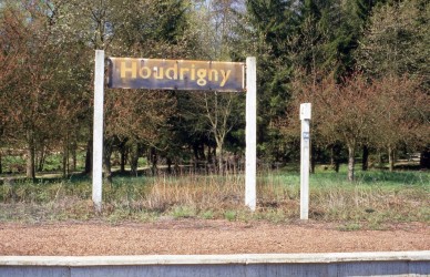 Houdrigny - TH 84-5153 (2).jpg